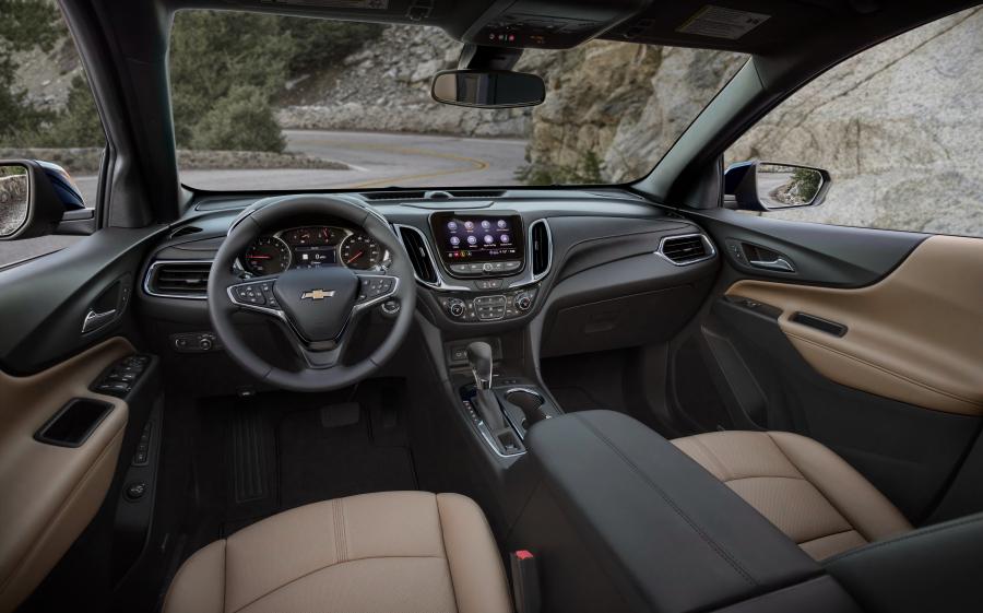 Торпедо Chevrolet Equinox Premier 2020 года  (NA) (фото 11 из 20)